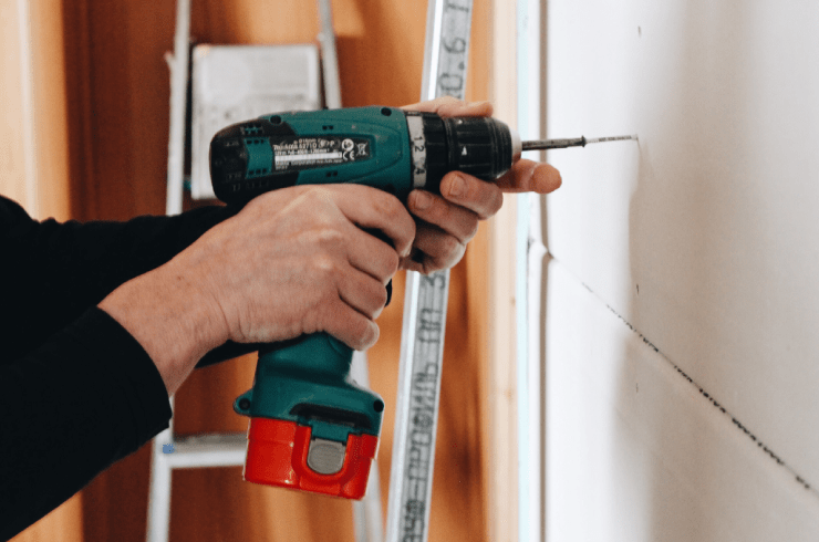 Handyman Ant